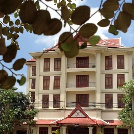 Han Kong Hotel And Restaurant Siem Reap Buitenkant foto