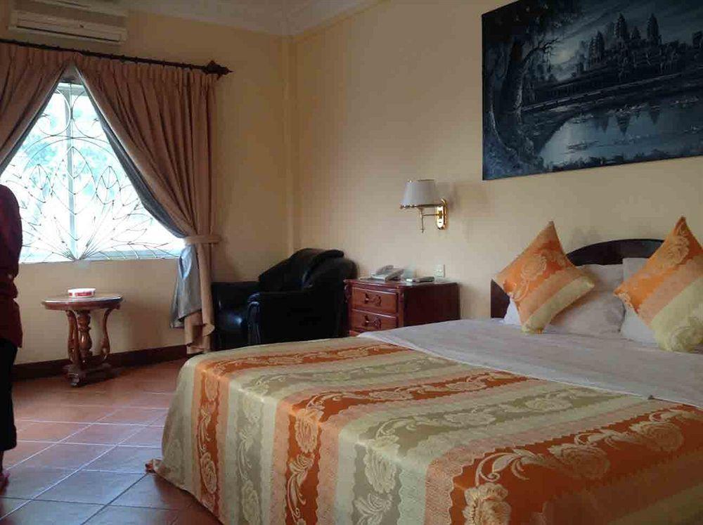 Han Kong Hotel And Restaurant Siem Reap Buitenkant foto